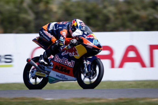 Oliveira suma su cuarta victoria de la temporada y frena el título de Kent
