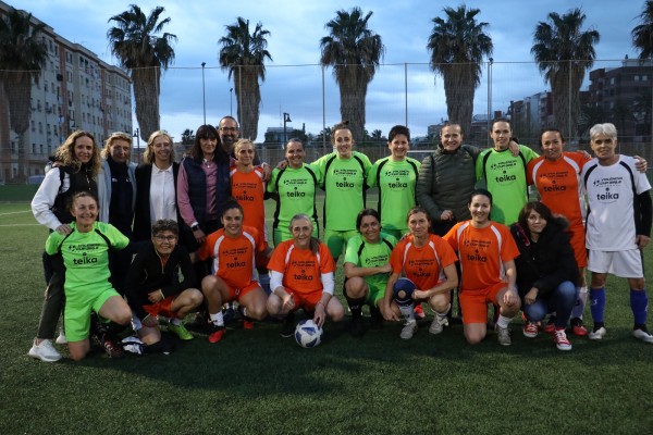 El partido de las Referentes de la Valencia Cup Girls con el apoyo de Teika fue sello de una enorme calidad 