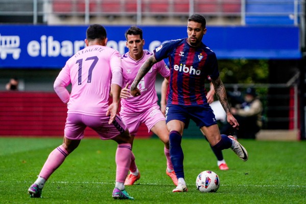 El Eldense cae goleado en Eibar