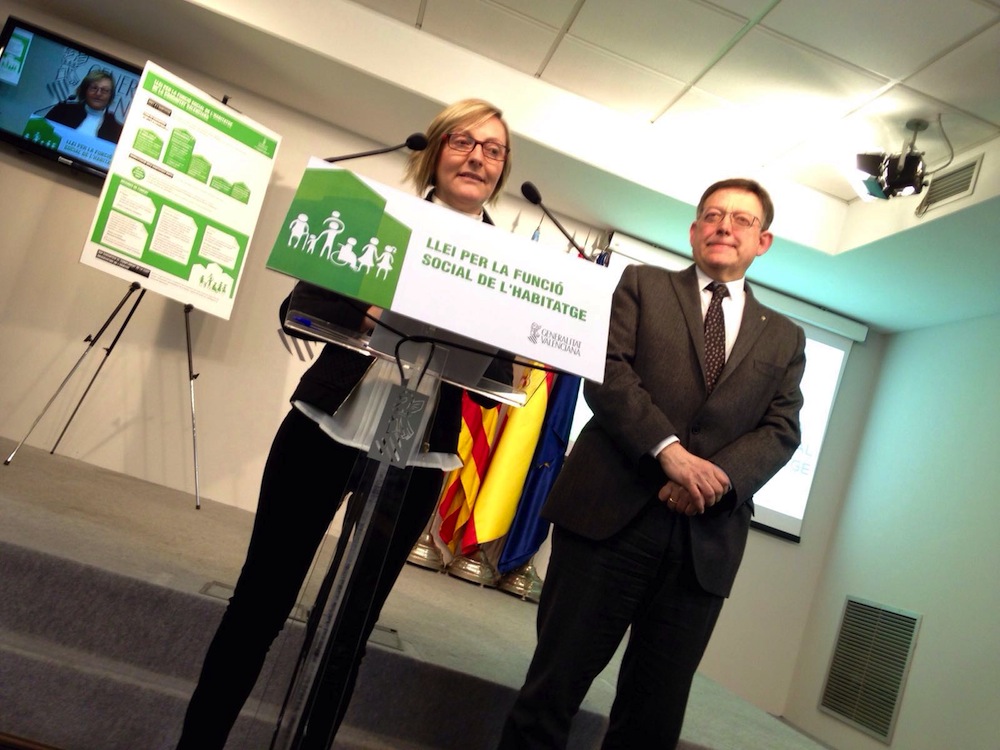 María José Salvador y Ximo Puig, durante la presentación del anteproyecto de ley. Foto: VP - 