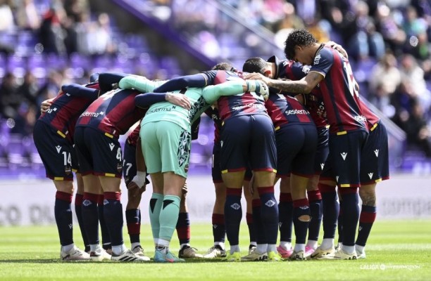 El Levante se pone serio