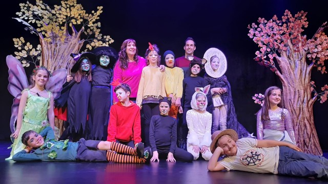 Escola Municipal de Teatre d’Alcoi: cuando subir a un escenario ayuda a vivir mejor