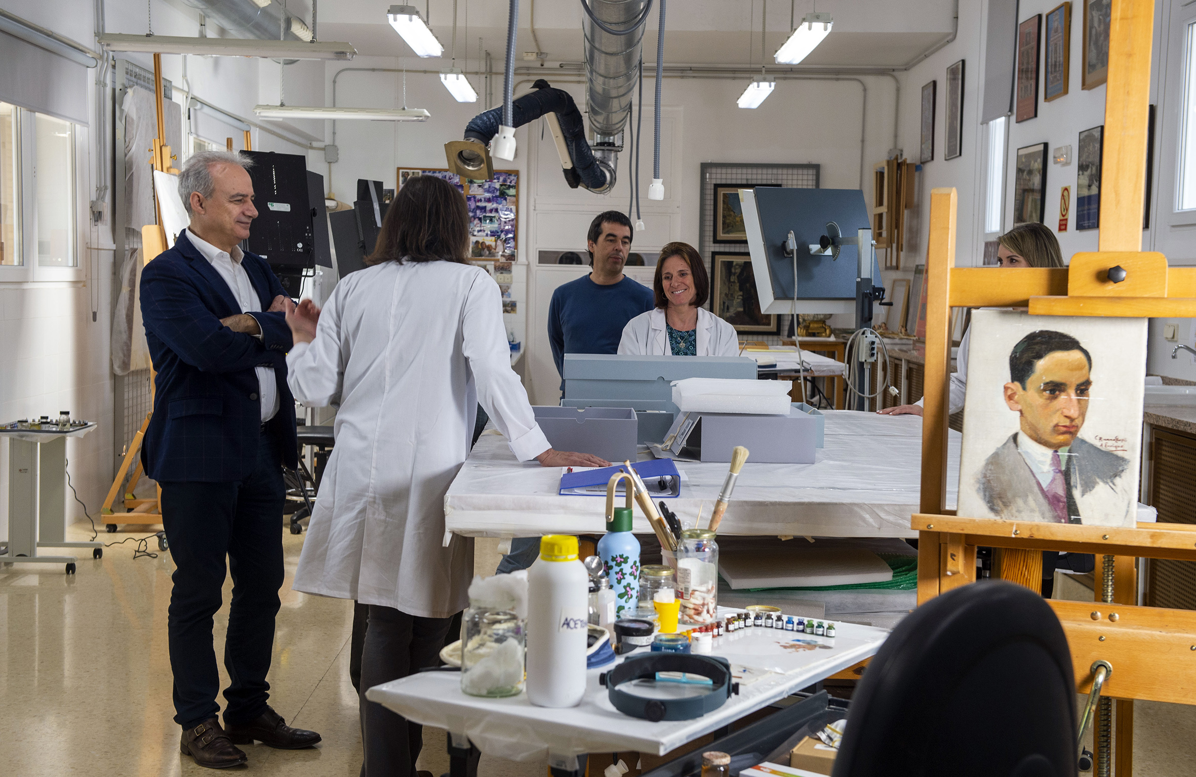 La Diputació prepara una muestra itinerante con carteles de grandes artistas para la sala Parpalló