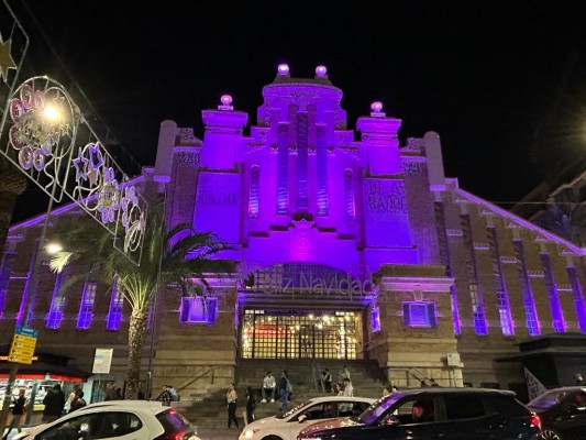 Alicante ahorra un 50% de energía en Santa Bárbara y Mercado con la renovación de luces
