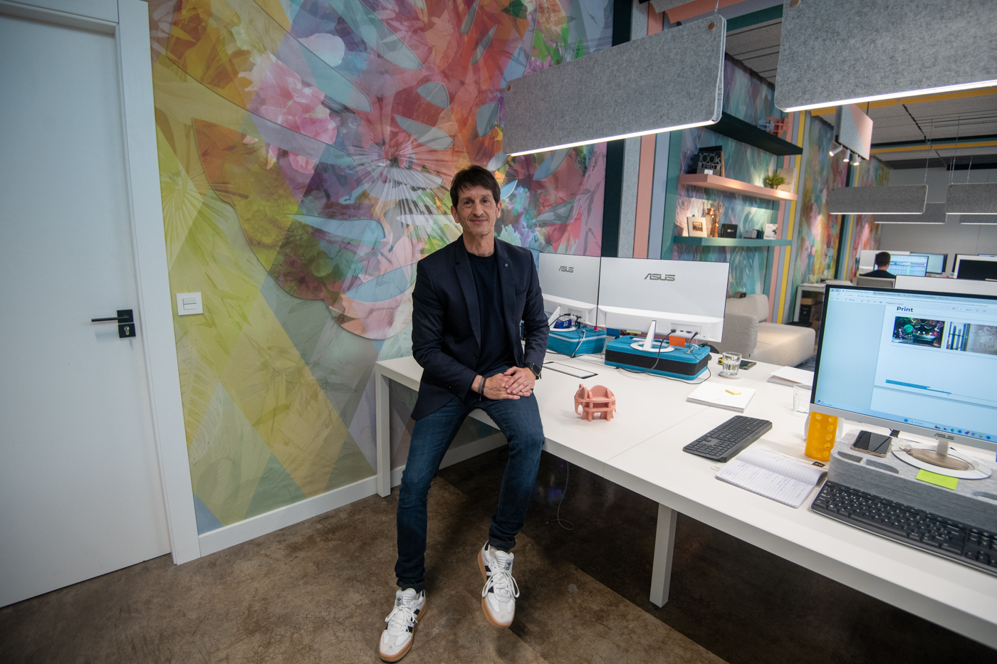 Jorge Fernández, Spain Sales Manager de EcoCero en las instalaciones de San Vicente del Raspeig. Fotos: RAFA MOLINA - 