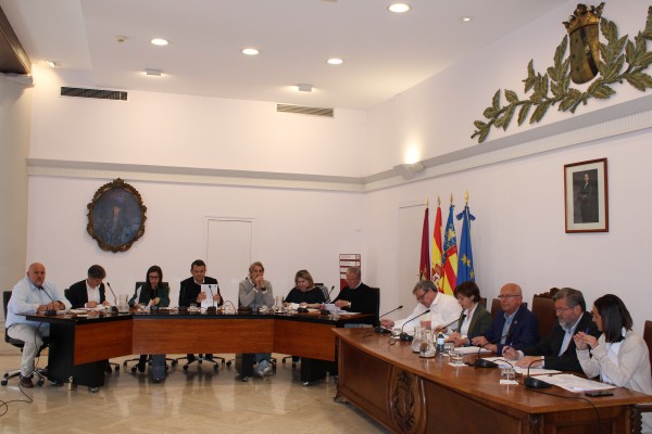 Dénia solicita autorización a la Generalitat para reforzar el servicio de taxi en verano 