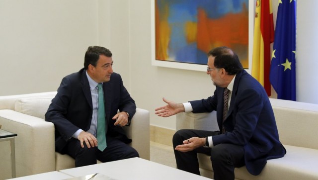 Rajoy recibe a PNV y ERC para intentar ser de nuevo presidente