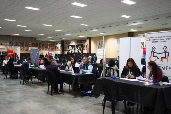 El Foro de Empleo y Formación de Burriana logra atraer a 1800 personas y más de 35 empresas 