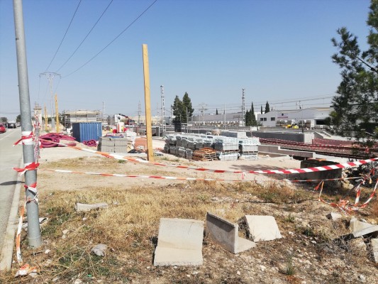Las obras en la línea 2 de metro motivan la demanda de mayor frecuencia entre Paterna y l'Eliana 