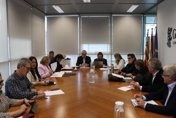 La Generalitat pide a los trabajadores de las ITV que suspendan la huelga tras el inminente acuerdo salarial