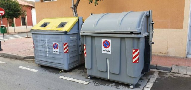 San Vicente paga 26 euros extra la basura orgánica por contener otros residuos (plástico, vidrio...)