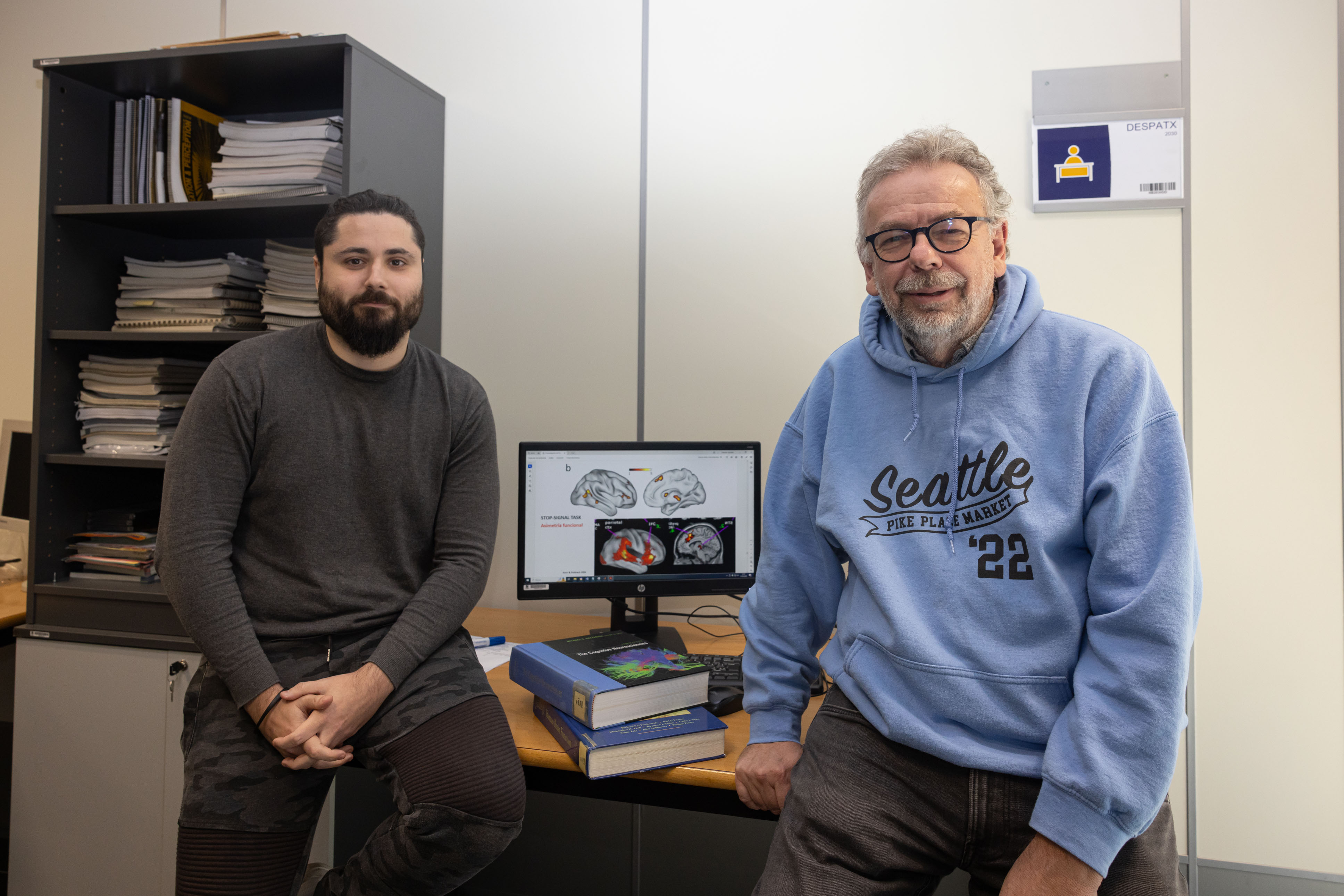 El cerebro reubica sus funciones dependiendo del hemisferio que use el lenguaje en los zurdos

