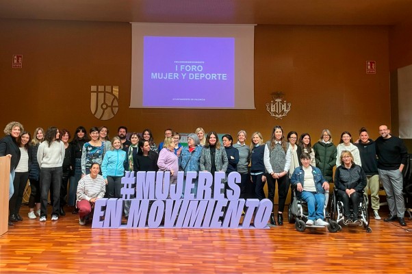 El Ayuntamiento reúne a mujeres referentes del deporte valenciano para participar en el I Foro Mujer y Deporte