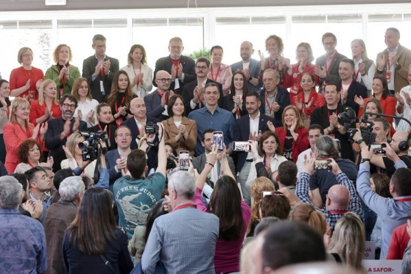 Dimisiones a la vista: la nueva Ejecutiva del PSPV incumple los estatutos del partido