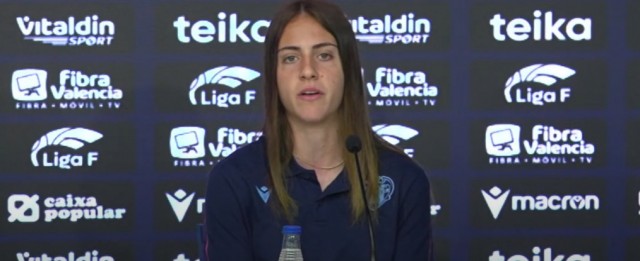 Estela Carbonell: 