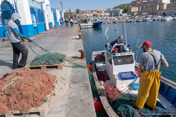 Los barcos pesqueros de Cartagena retrasan a la próxima semana el inicio de la campaña de arrastre de pesca por el mal tiempo 