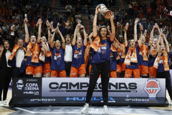 Valencia Basket conquista el trofeo nacional que le faltaba
