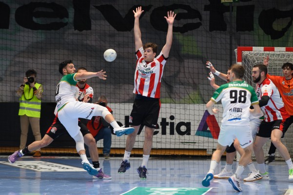 Al Fertiberia se le escapa el partido contra Anaitasuna en el último minuto