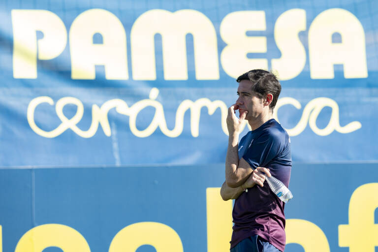Marcelino premia a la plantilla del Villarreal con cuatro días de descanso
