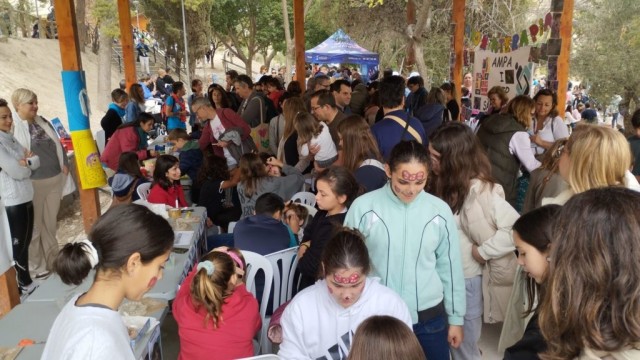 Agost acull la Trobada de les Escoles en Valencià amb 5.000 assistents