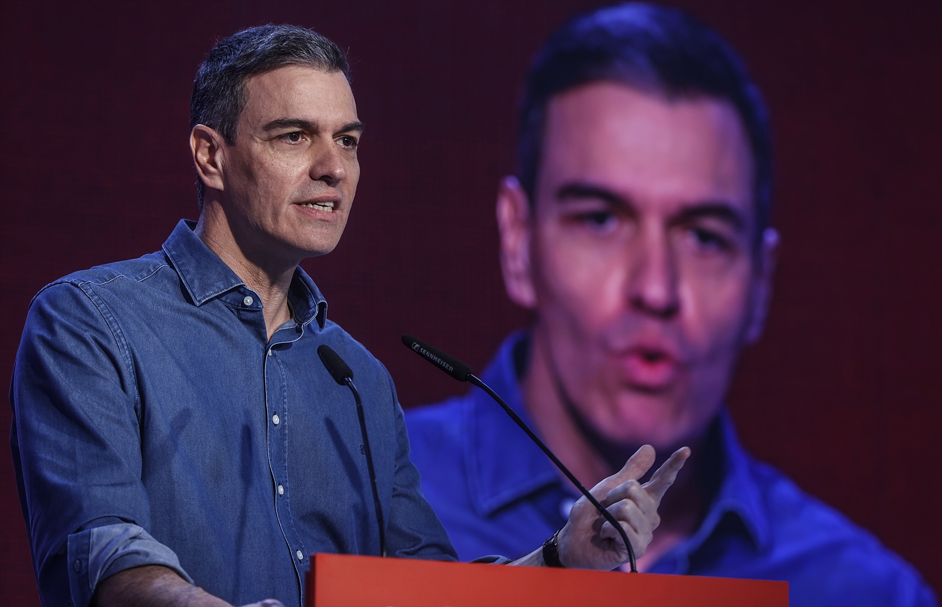 Pedro Sánchez: 