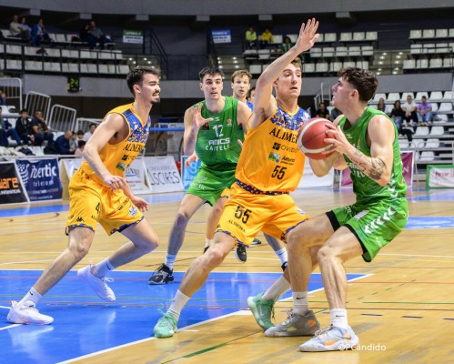 El Amics Castelló, obligado a ganar en Oviedo