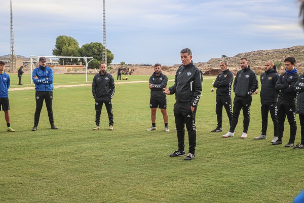 El Intercity busca un triunfo ante el Antequera que le permita mirar hacia arriba
