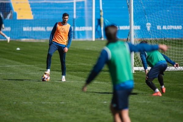 Un Alcoyano con bajas busca ratificar su buen momento frente a un necesitado Baleares
