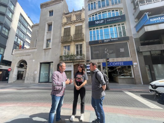 Compromís pide placas conmemorativas en las casas natalicias de Miquel Peris, Matilde Salvador y Germà Colón