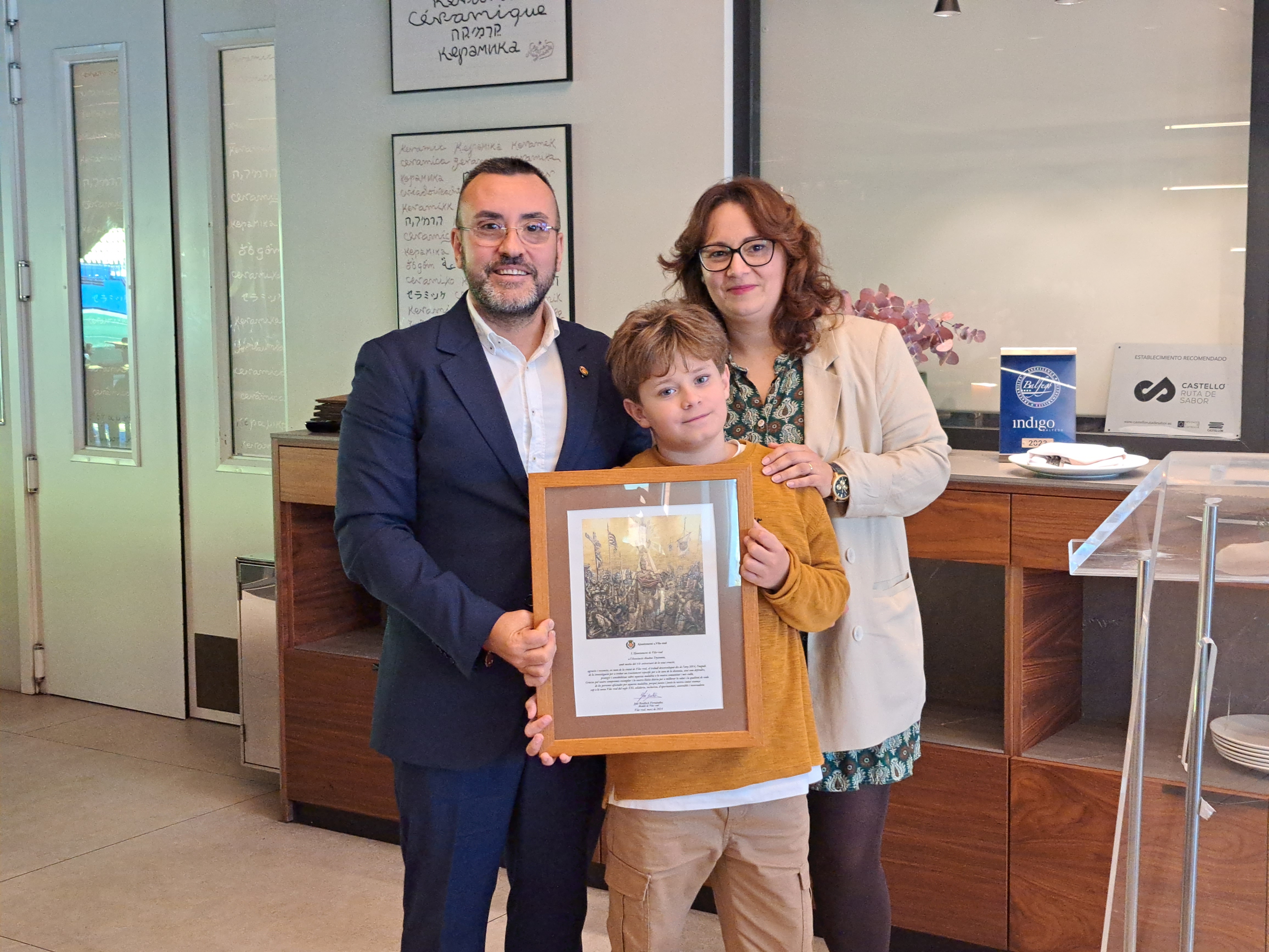 Vila-real agradece a Aludme una década de trabajo para hallar una cura a la distonía mioclónica  