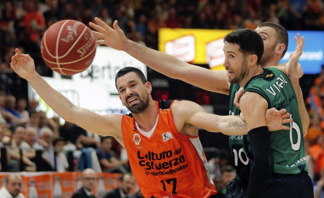 Rafa Martínez supera a Luengo y ya es tercer máximo anotador del club
