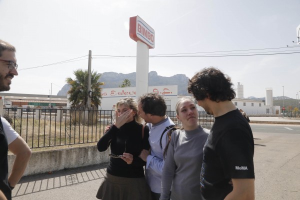 Los trabajadores de Bimbo se despiden tras el desmantelamiento de la planta de El Verger

