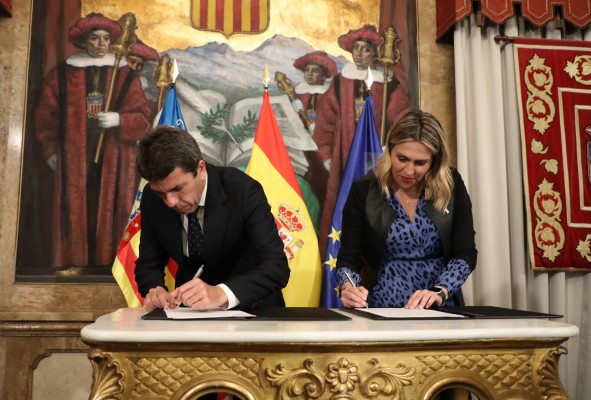 Consell y diputación invertirán 40 millones para garantizar el agua en el interior... pero sin plazos
