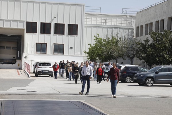 Más de 60 empleos perdidos, el drama del cierre de Bimbo en la Marina Alta 