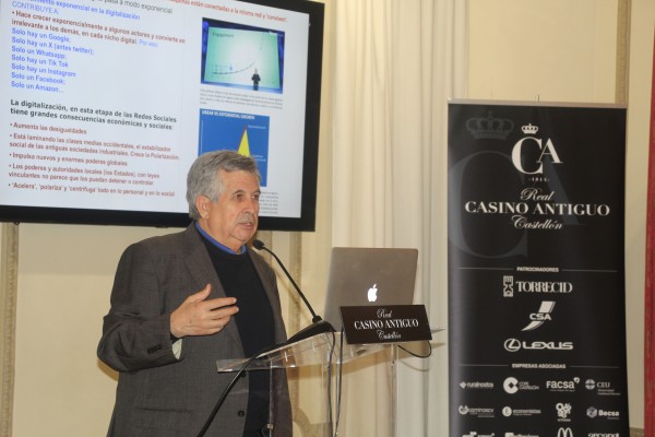 Adolfo Plasencia: 