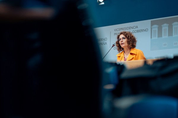 Montero confirma que habrá ley específica para la condonación de deuda, una vez haya consenso