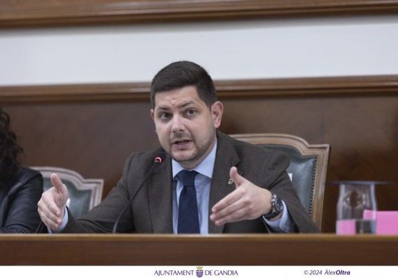 El alcalde de Gandia apoya el tranvía a Dénia sin renunciar al tren de la costa