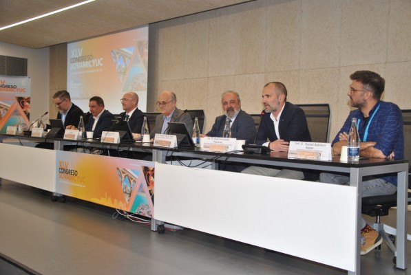 Más de 250 intensivistas autonómicos se reúnen en Castelló para abordar el papel asistencial de las UCI