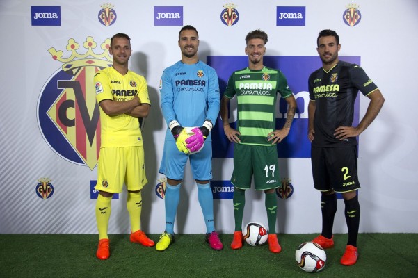 El Villarreal CF presenta sus nuevas equipaciones para la temporada 16/17