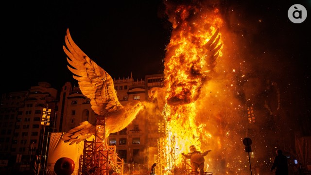 Unos 2,5 millones de valencianos siguen las Fallas de 2024 por À Punt
