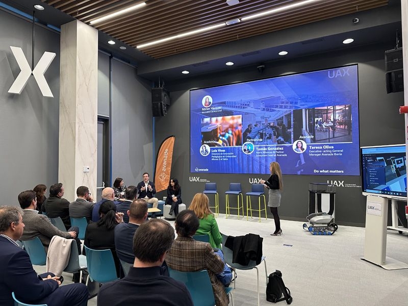 Avanade llega al campus Madrid Chamberí de UAX con un espacio “de innovación y cocreación”