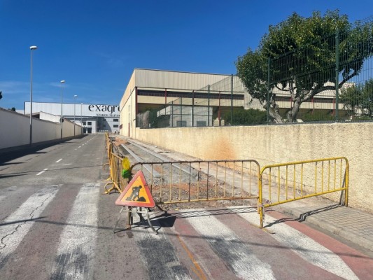 Betxí presenta cinco proyectos al IVACE para invertir 750.000 euros en sus polígonos industriales

