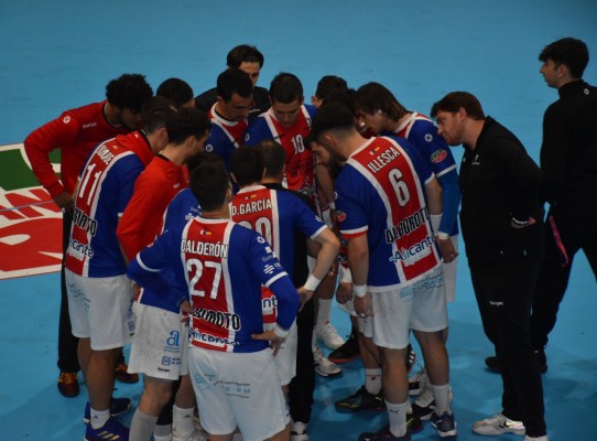 Agustinos quiere volver a hacer historia ante el Guadalajara
