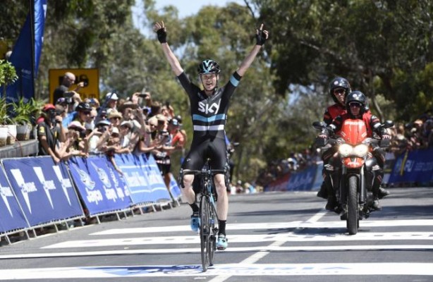 Froome se impone en la segunda etapa pirenaica y se viste de amarillo