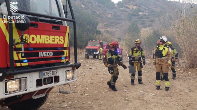 El incendio de Fanzara ya está estabilizado y reabierta al tráfico la CV-194
