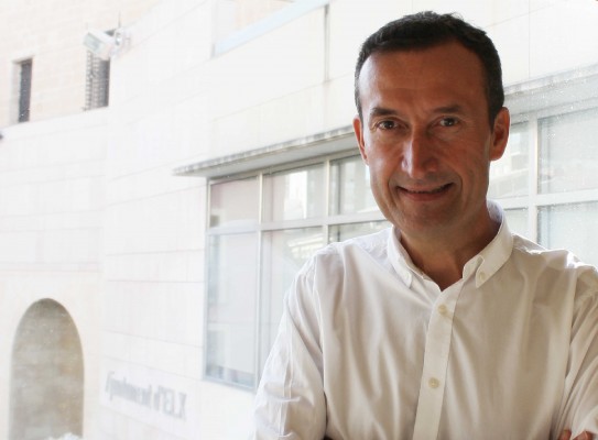 El alcalde de Elche insta al club a facilitar que el IVF culmine la venta