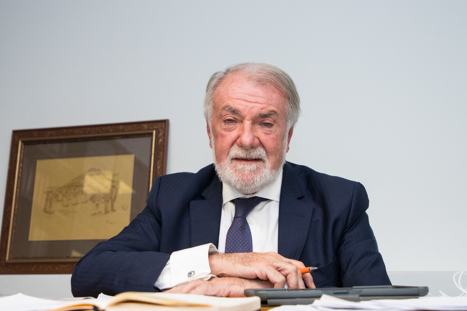   Jaime Mayor Oreja: 
