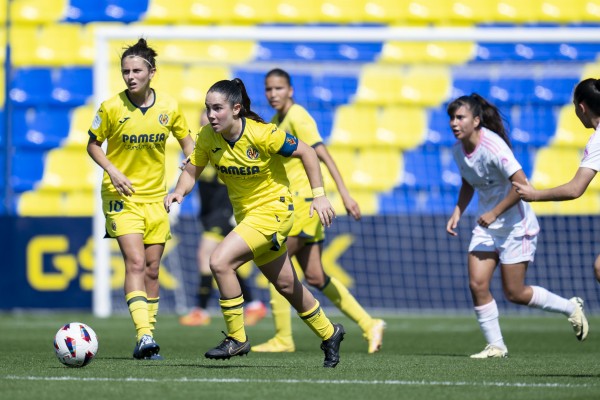 Un hat-trick de Gio Queiroz acaba con la racha de imbatibilidad del Villarreal Femenino 