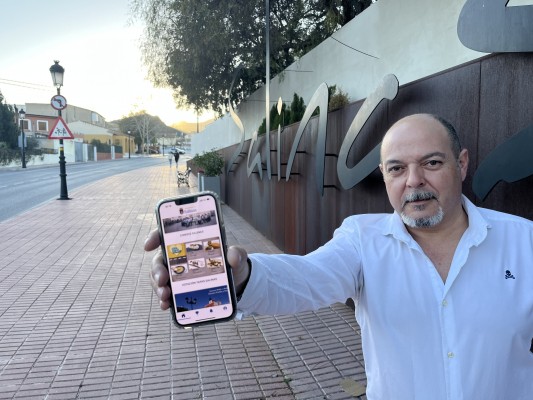 Salinas utilizará la Inteligencia Artificial para atraer a personas solteras al municipio