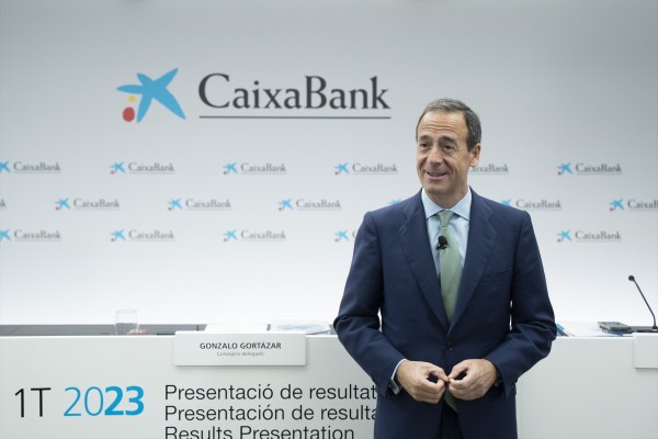 CaixaBank aprueba su programa de recompra de acciones por un importe de 500 millones
